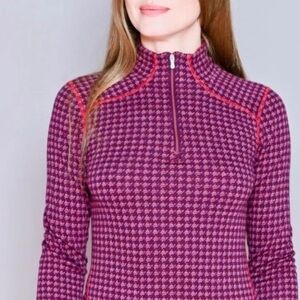 Smartwool baselayer Maroon color with periwinkle throughout red stitching 2015